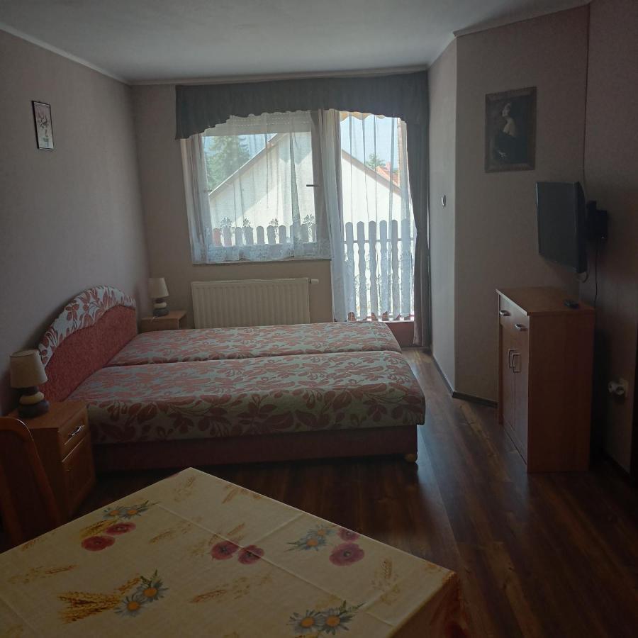 Livia Apartman Bük Exterior foto
