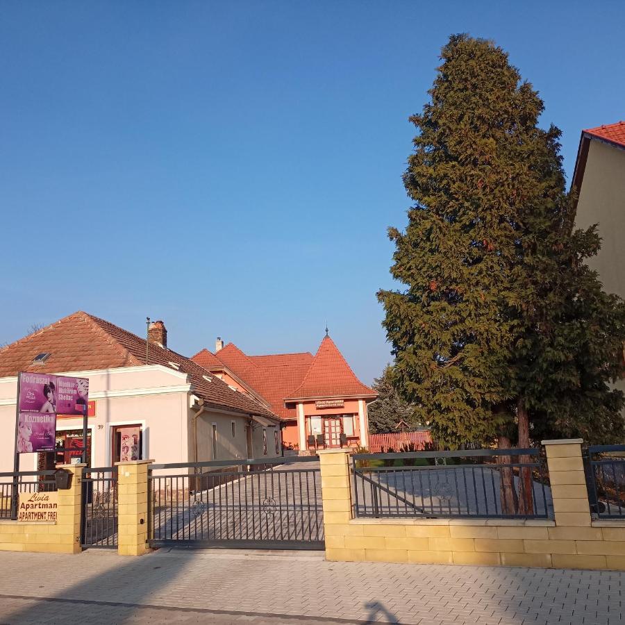 Livia Apartman Bük Exterior foto